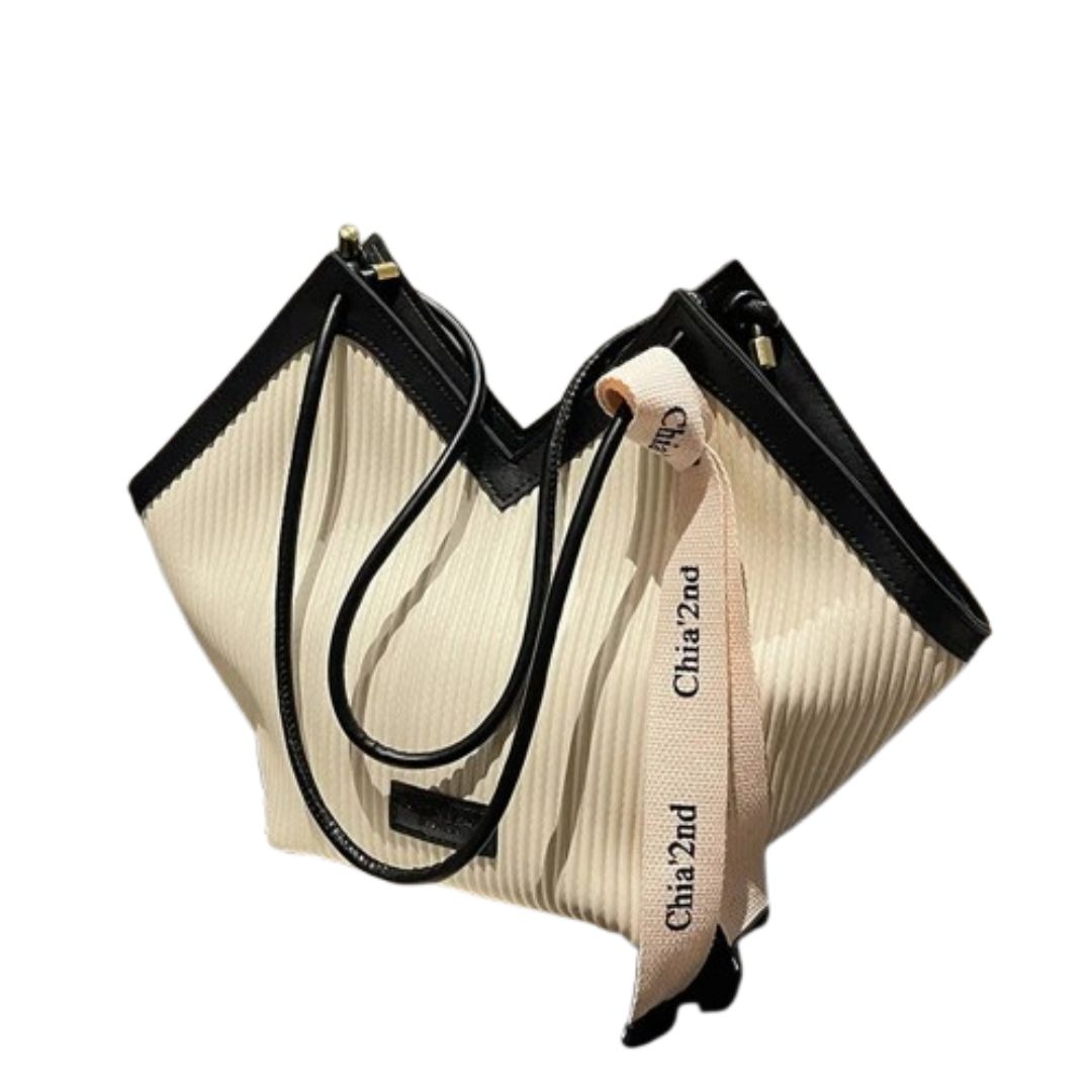 BOLSO DE HOMBRO TRIANGULAR VALENTINA 2024