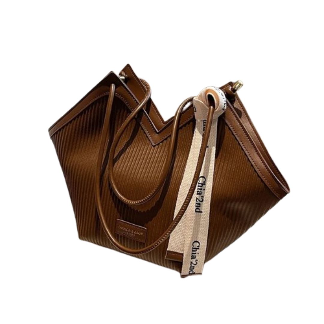 BOLSO DE HOMBRO TRIANGULAR VALENTINA 2024